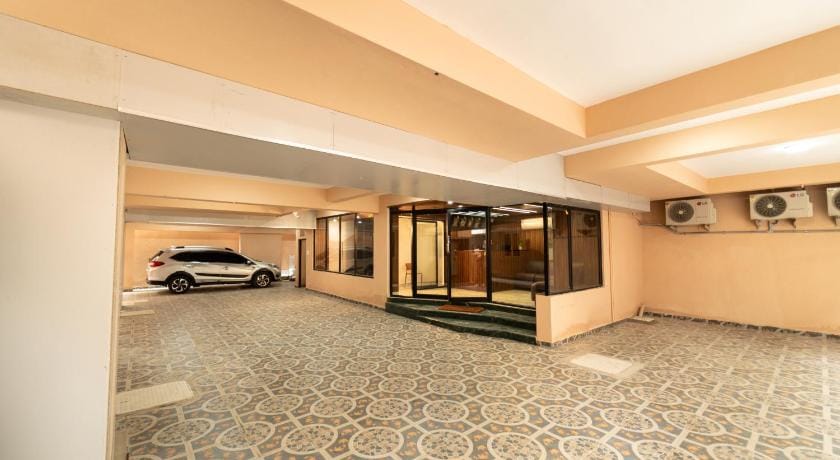 MATHI RESIDENCY Hotel in Chennai