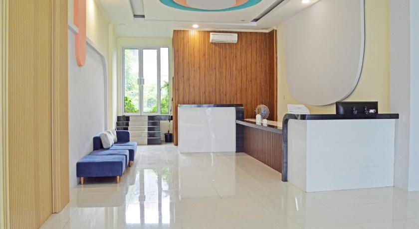OYO 94773 City Inn Hotel in Indonesia