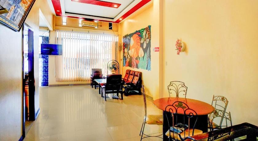 OYO 94787 Hotel Mulana Hotel in Indonesia