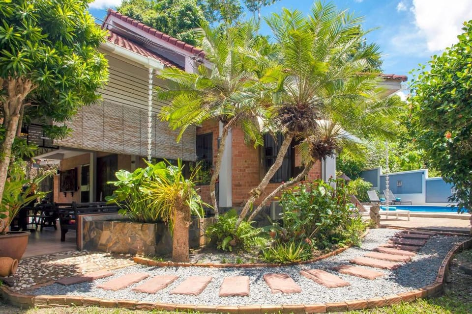 Villa with private pool and mountain views Villa in Krabi Changwat