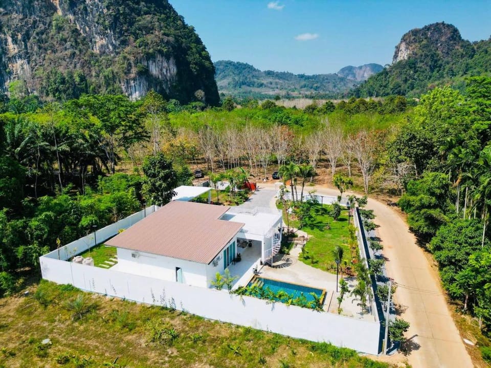 Baan Suan pool valley Villa Villa in Krabi Changwat