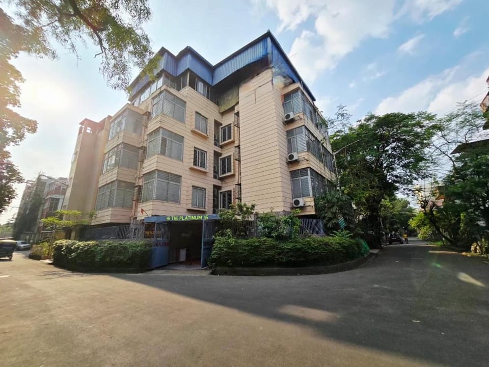 The Platinum Saltlake Bed and Breakfast in Kolkata