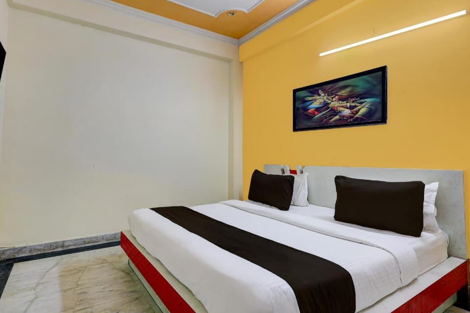 Hotel O by OYO New Heaven Hotel in West Bengal