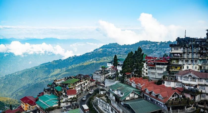 Hotel Arjay Valley, Pure Veg Luxury Hotel Hotel in Darjeeling