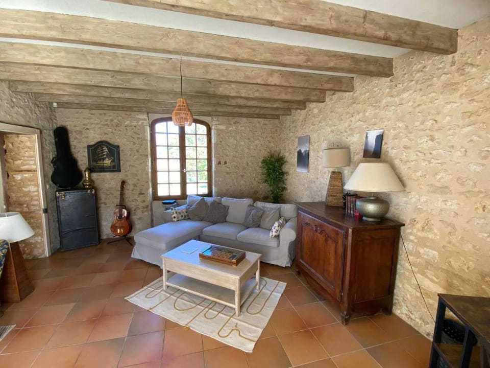 Le Domaine de Camberoux La Petite Longère Vacation rental in Occitanie