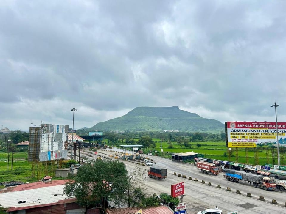 Highway Nest Hotel in Maharashtra