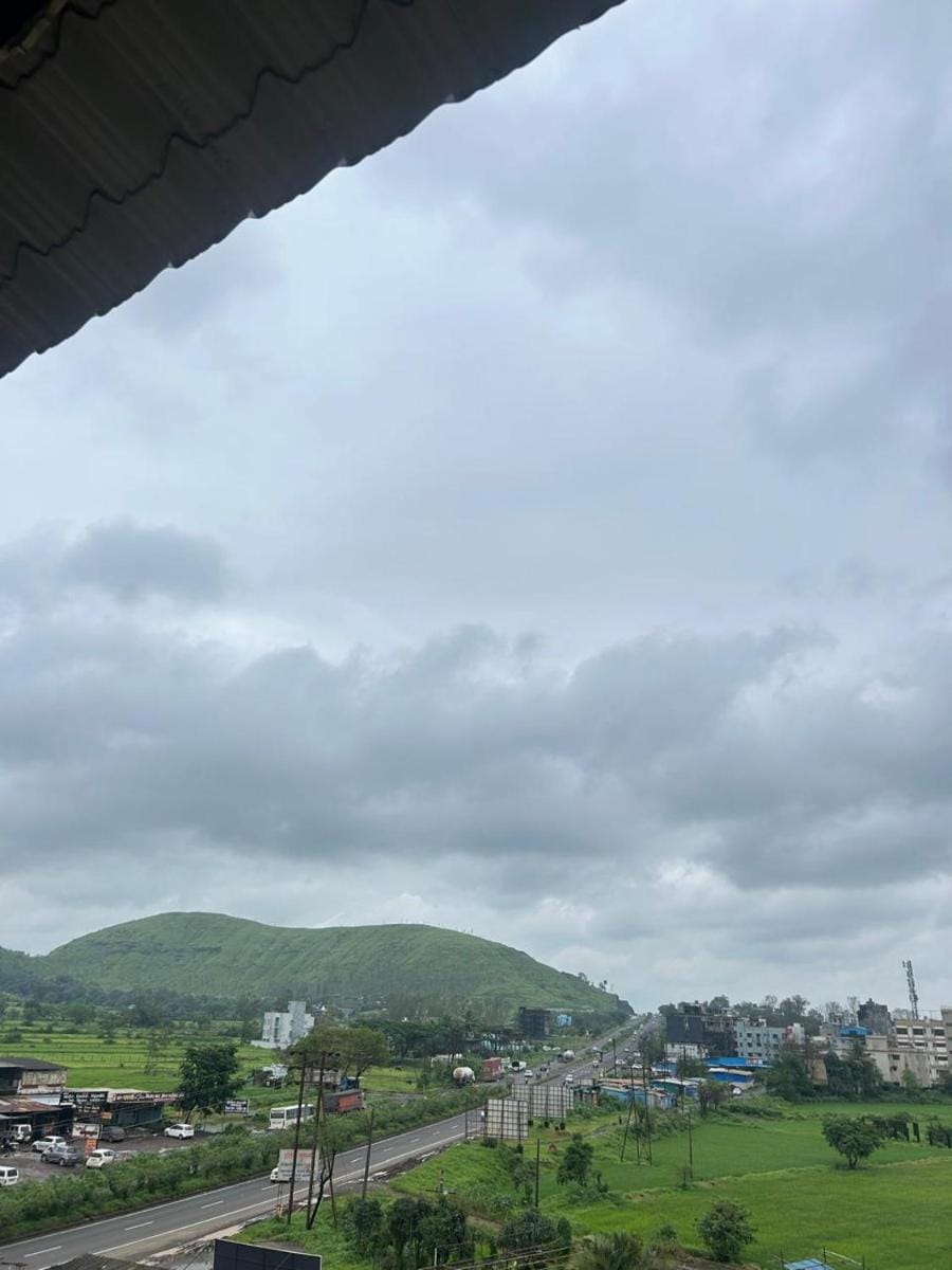 Highway Nest Hotel in Maharashtra