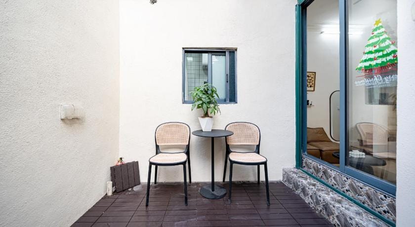 Shanghai Hills & Zinn Courtyard Guesthouse Hotel in Shanghai