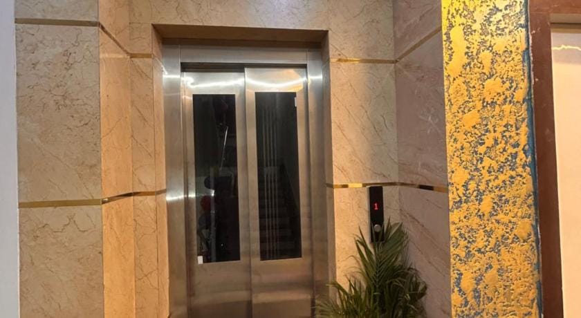 Hotel Runway Hotel in West Bengal