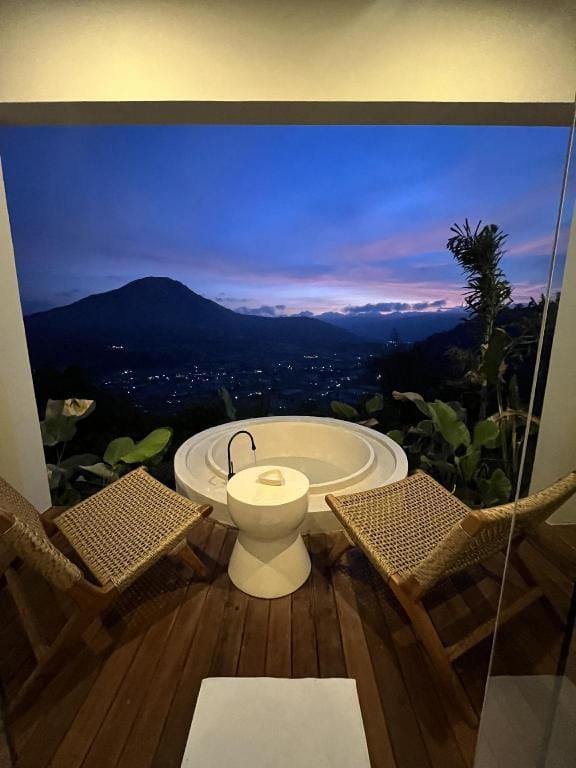 Pinggan Volcano Bed and Breakfast in Bali