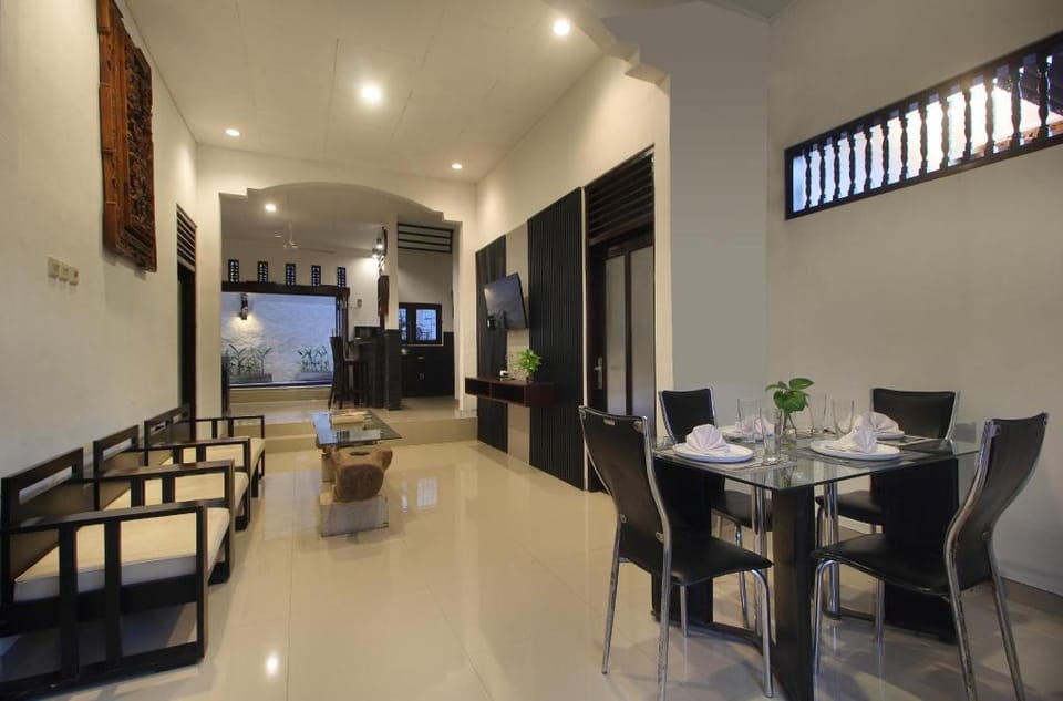 Dhanya Villa Lovina by Parigata Hotel in Bali