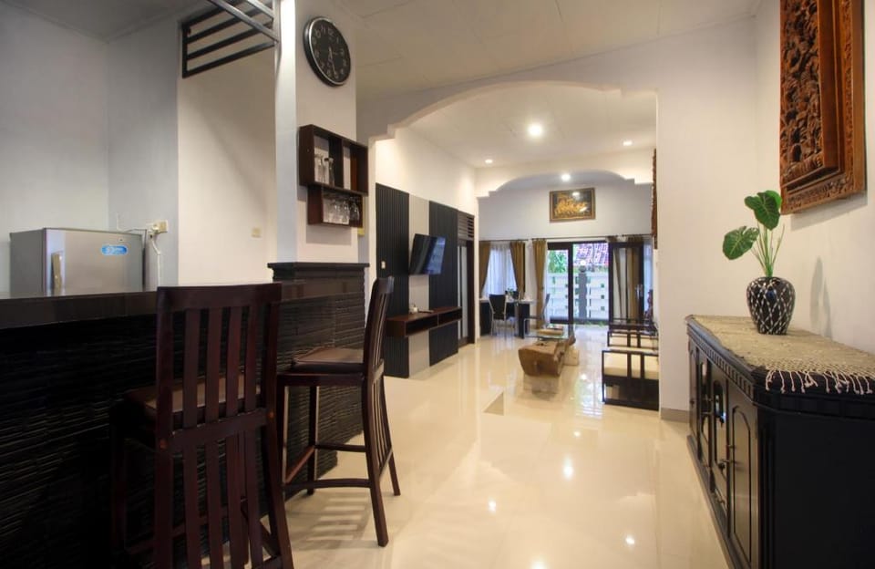 Dhanya Villa Lovina by Parigata Hotel in Bali