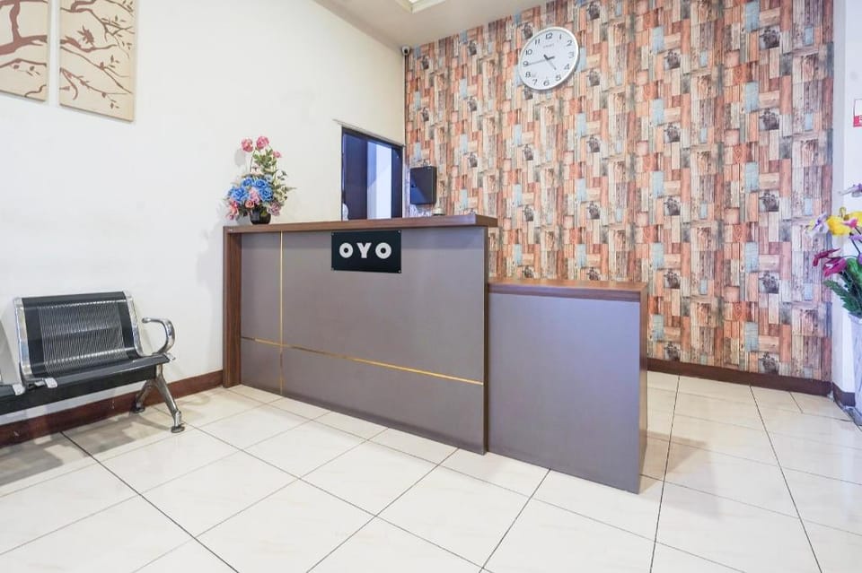 OYO 94774 Mulia House Hotel in Indonesia
