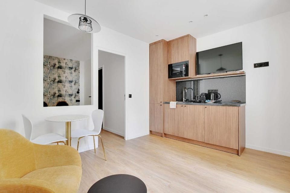Charming apartment - 1BR - 2P - Montreuil Apartment in Vincennes