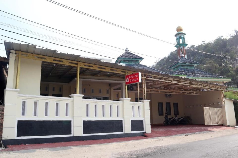 House of A Syariah Kedamaian Hotel in Indonesia