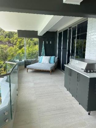 The Elite F208 by HamoRent on Hamilton Island Apartment in Whitsundays