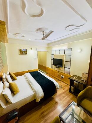 Hotel Apple Regency  Apartment in Shimla