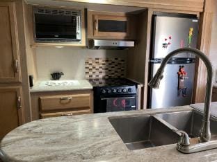Paradise in Fiordland - Lake & Mountain view  Apartment in Te Anau