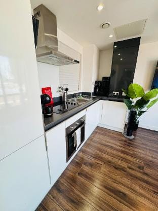 #14 Lux Cotton Loft Central Digbeth 1 bed Sleeps 3 Apartment in Birmingham