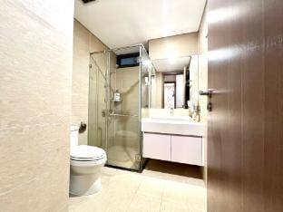 Q's Homes Vinhomes Skylake One-Bedroom Apartment in Laos