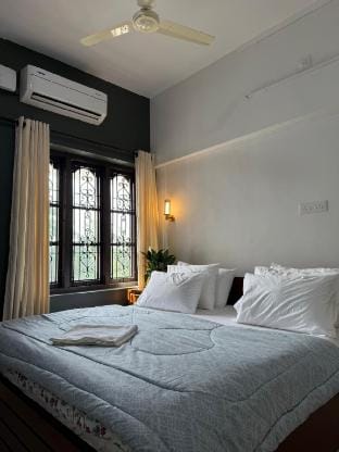 DOWN TOWN HOLIDAYS Kovalam Apartment in Thiruvananthapuram