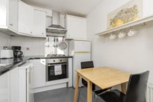 Charming flat in West Brompton Apartment in City of Westminster