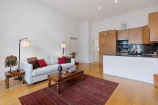 Elegant flat in Bayswater, West London Apartment in City of Westminster