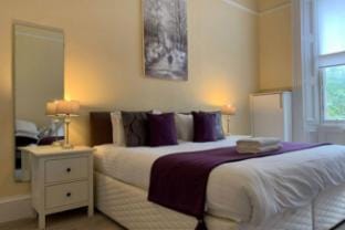Charming flat near Fountain Park Apartment in Edinburgh