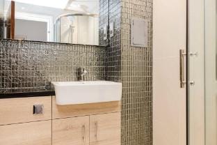 Stylish Apartment with Balcony in Old Town Apartment in Edinburgh