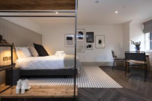 Heart of New Town- Studio w/Private Entrance Apartment in Edinburgh