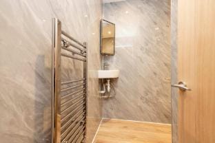 JOIVY 3BR Flat in Haymarket with Free Parking Apartment in Edinburgh