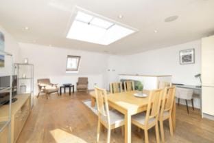 Splendid Flat near Edinburgh Castle Apartment in Edinburgh