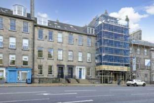Contemporary Flat in the New Town Apartment in Edinburgh