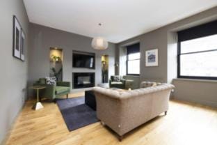 Luxury Home on George Street Apartment in Edinburgh