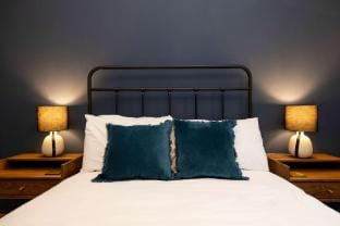 Vibrant Apartment in Edinburgh’s Old Town Apartment in Edinburgh