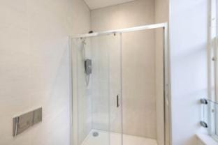 Trendy Studio on Rose South Apartment in Edinburgh