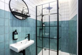Laboratory Store: 2bed moments from Royal Mile Apartment in Edinburgh