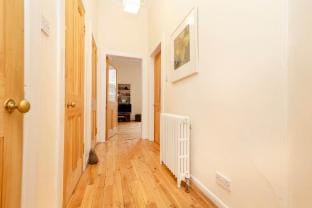 Charming Flat near St Giles Apartment in Edinburgh