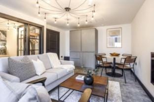 Cooper’s Room:  Stylish 2-bed near Royal Mile Apartment in Edinburgh