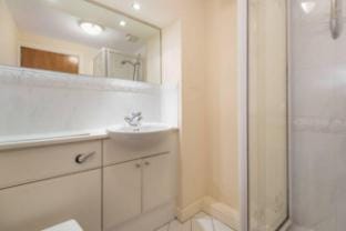 Old Town Flat with Parking near Royal Mile Apartment in Edinburgh