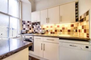 Lovely Flat on the Royal Mile Apartment in Edinburgh