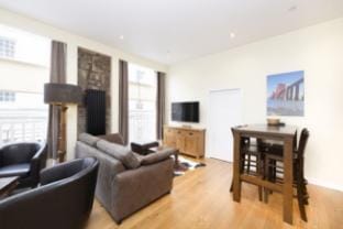 Stunning Flat near St. Giles’ Cathedral Apartment in Edinburgh