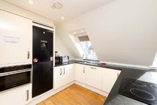 Modern Apartment close to Dean Village Apartment in Edinburgh
