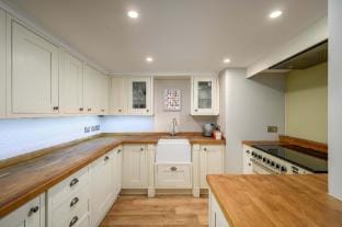 Elegant Flat with Garden in Edinburgh’s West End Apartment in Edinburgh