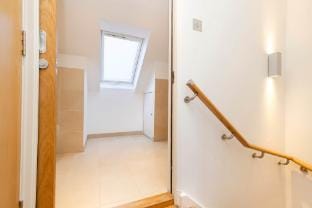 Bright Apartment in Edinburgh’s West End Apartment in Edinburgh