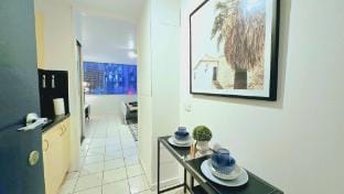 Bright  Stylish Studio Near City Apartment in Sydney