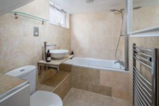 Modern flat with patio in Pimlico Apartment in City of Westminster