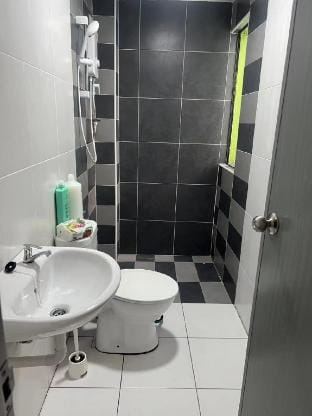 Private Comfort 2-bedroom Ipoh 6pax@7722 (home 1) Apartment in Ipoh