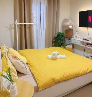 Cozy Studio w/ Free Pool | Near Airport & Beaches Apartment in Lapu-Lapu City