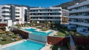 Elegant Luxury Suite with Terrace in Higueron Apartment in Fuengirola